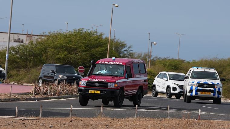Cabo Verde: acidente com autocarro escolar faz 25 mortos